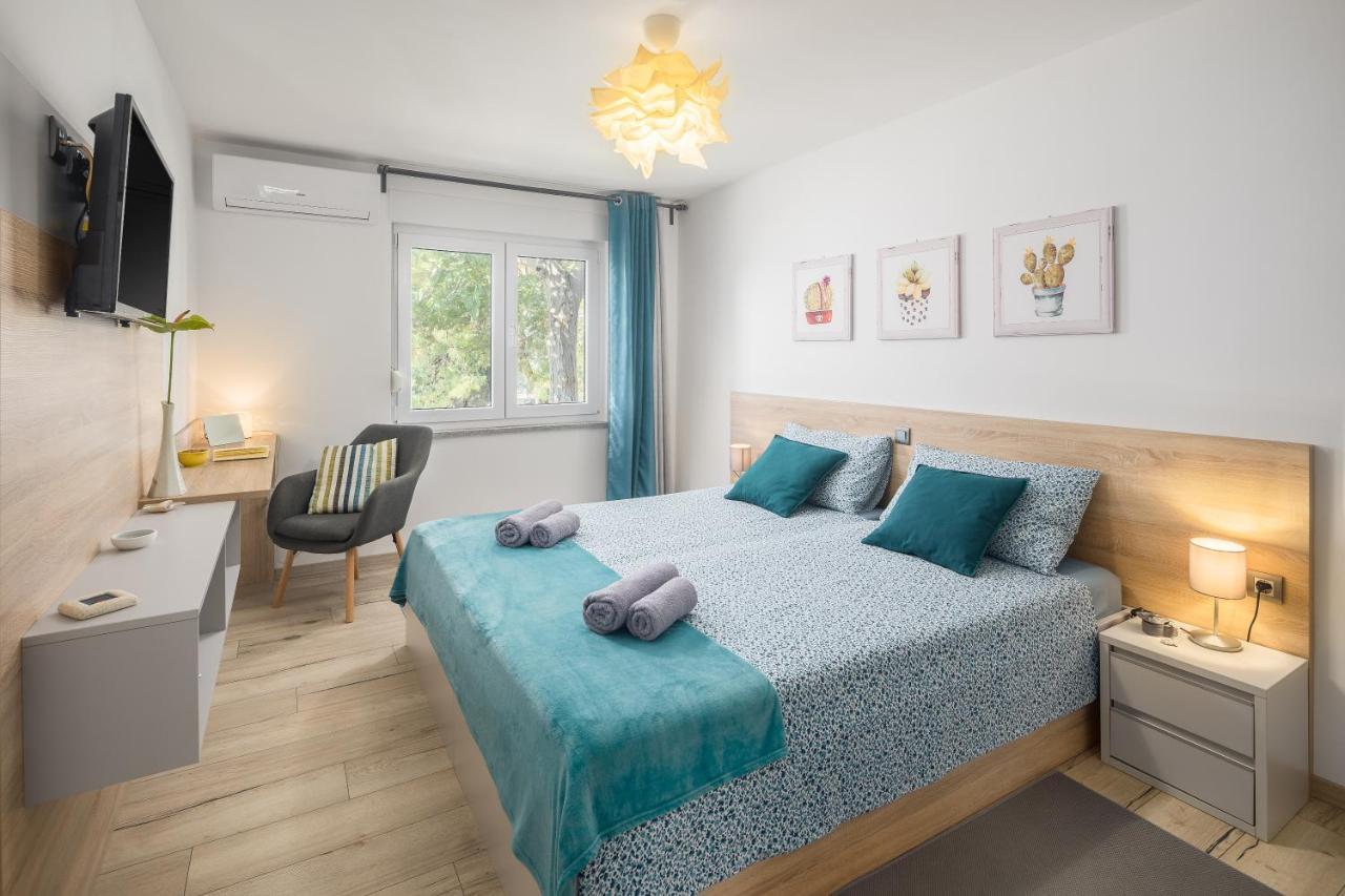 App***Max Apartment Пула Екстериор снимка