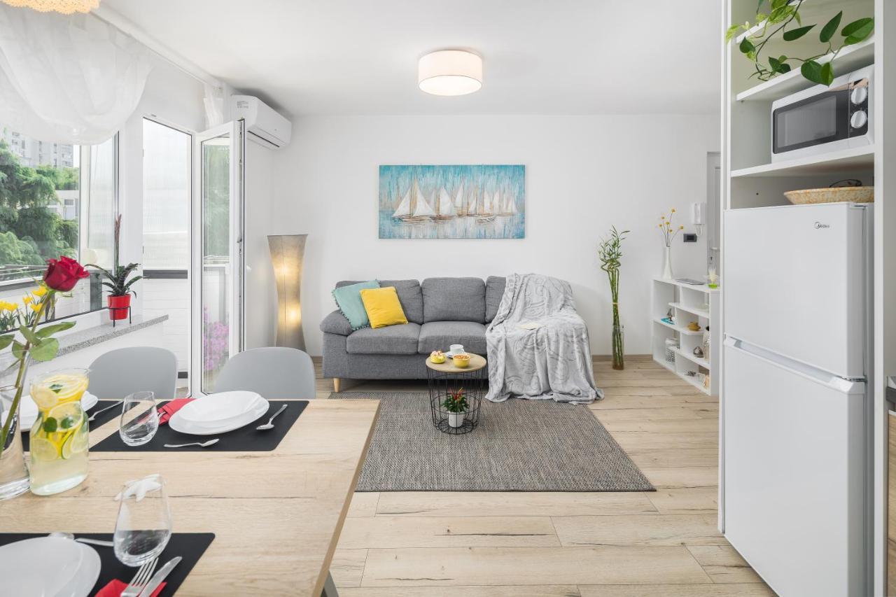 App***Max Apartment Пула Екстериор снимка